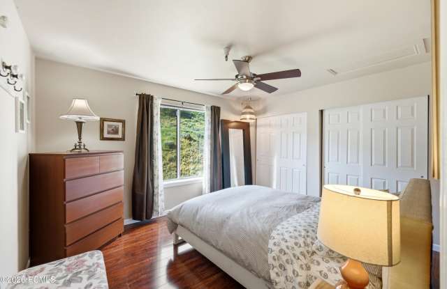 1650 Upper Iron Horse Loop Road Gallery 1