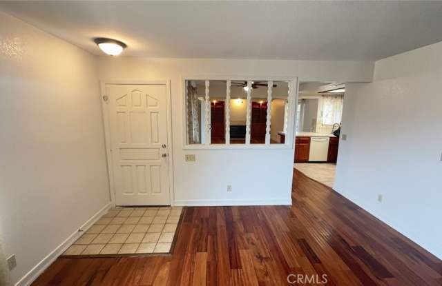 26307 Cornell Gallery 3