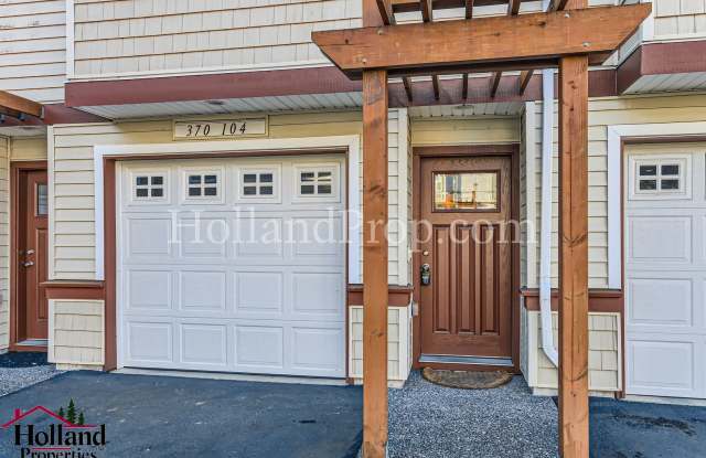 Amazing 3-level Home in Beautiful Neighborhood!!! *** NEW PRICE *** 1 application in process as of 10/30 Gallery 3