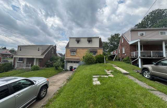 Tired of being a renter and want to own your own home? This is a Lease with Option to Purchase deal (this is NOT a traditional rental). photos photos
