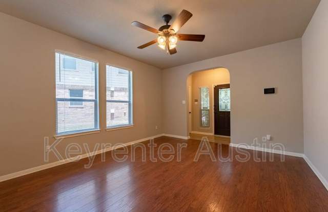 10904 Short Springs Dr. Gallery 4