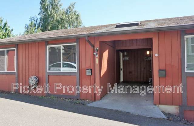 1134 Scott Ave photos photos
