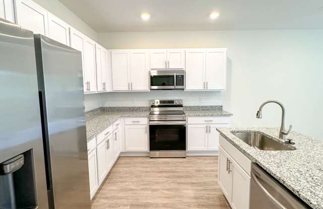 52 Sleeping Fox Run Unit 104 photos photos