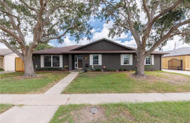6702 Sahara Drive Gallery 2