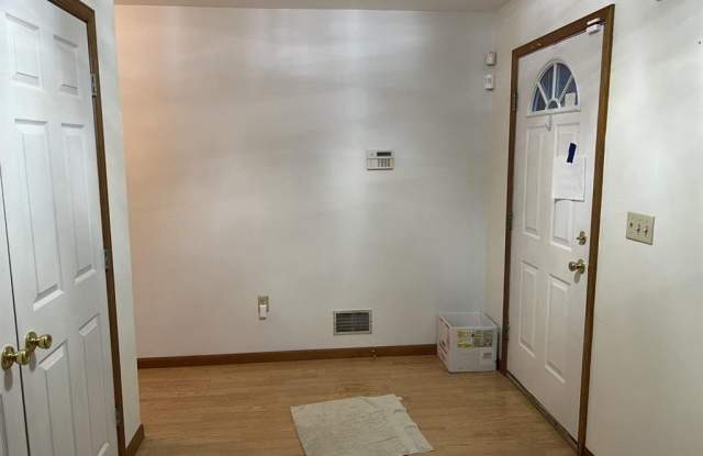 27 Marion Street Gallery 3