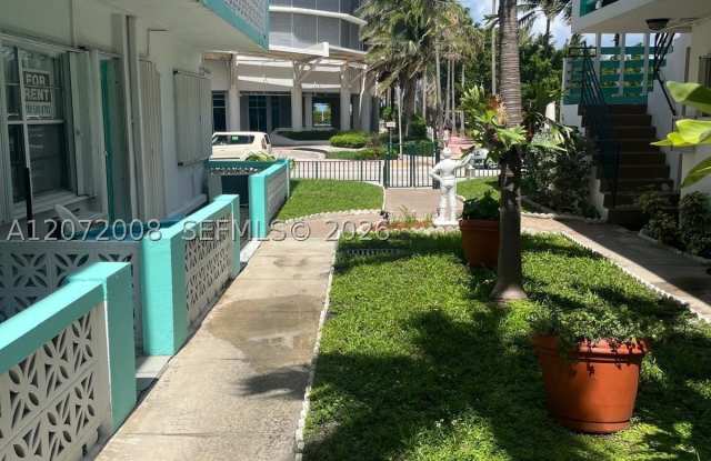 6498 Collins Ave Gallery 4