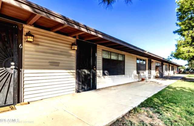 7508 W Orangewood Avenue unit: 5 photos photos 7508 W Orangewood Avenue unit: 5 photos photos