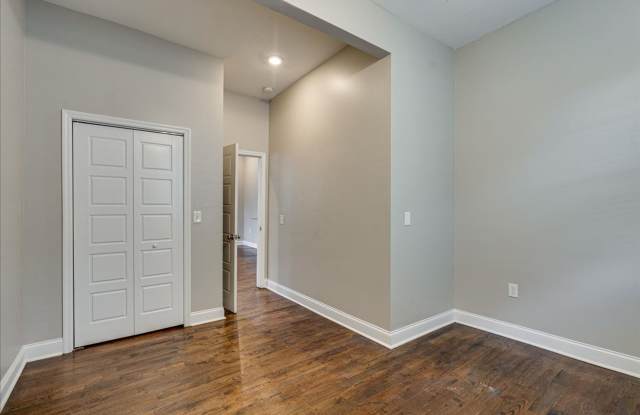 Charming 1920 renovated home! - 2425 Chamberlain Avenue, Chattanooga, TN 37404