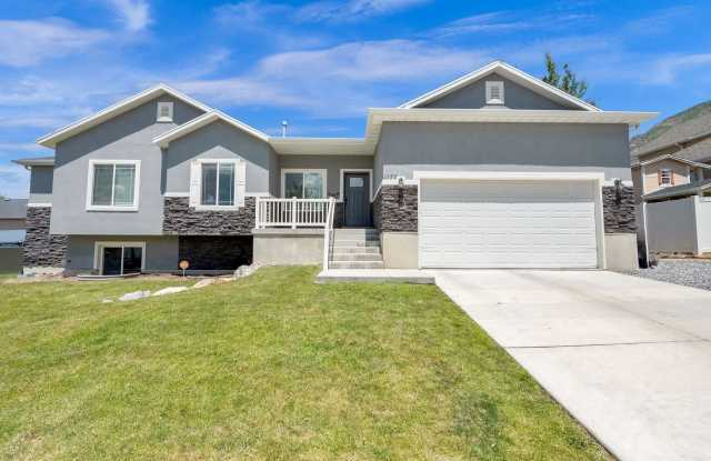 1177 E 850 S Gallery 3