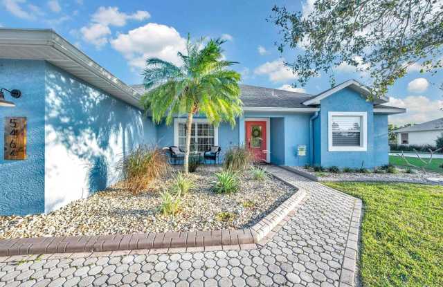5464 NW Milner Drive Gallery 4