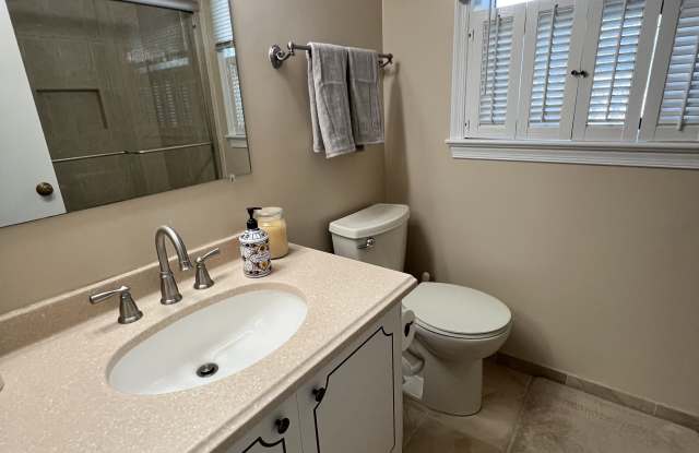 7902 Richfield Road Gallery 4