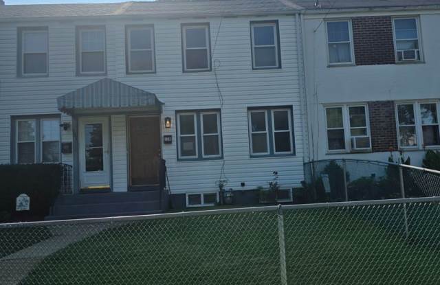 ELSMERE GARDENS photos photos