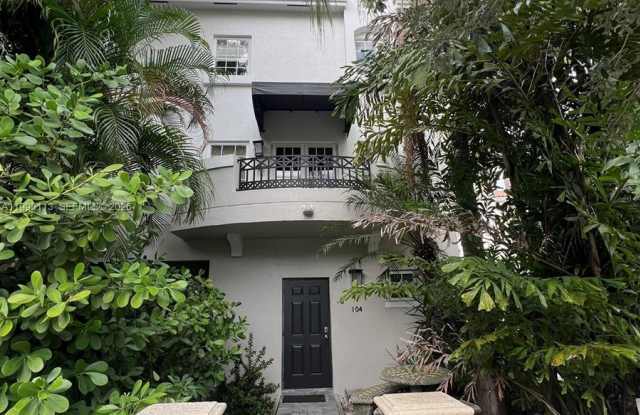 261 Navarre Avenue photos photos