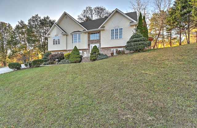 168 Old Mill Ct., Kingsport, TN 37664 photos photos