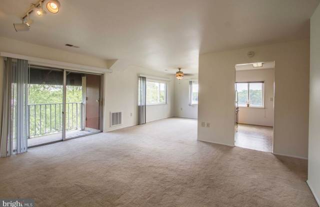 357 GATEWATER COURT Gallery 4