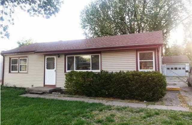 317 Western Ave - 317 Western Avenue, Haysville, KS 67060