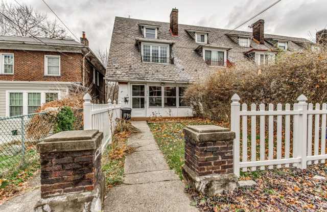 3 bedroom in Highland Park- Central Air! photos photos