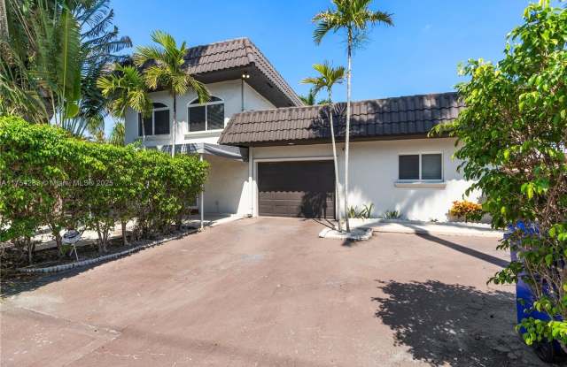 4412 Tradewinds ave photos photos