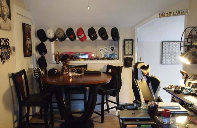 52 Brentwood St Gallery 2