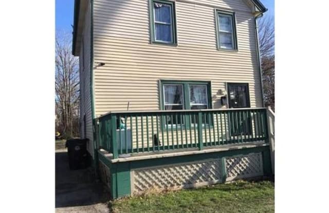 3955 E 121st St - 3955 East 121st Street, Cleveland, OH 44105