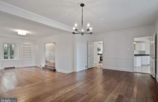 2607 31ST STREET NW Gallery 3