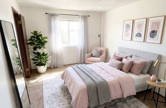 1334 Meadow Ln Gallery 4