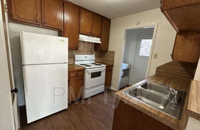 2809 West Shaw Street photos photos