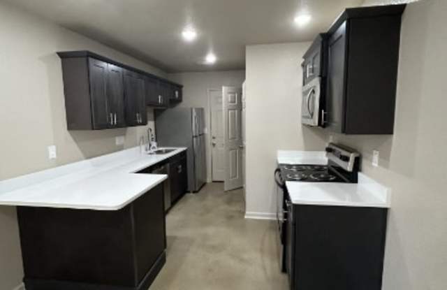 3 Lawrence Road 434 - H3 Gallery 3