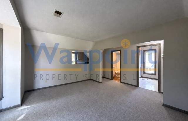 116 East Washington Street - 1/2 Gallery 2