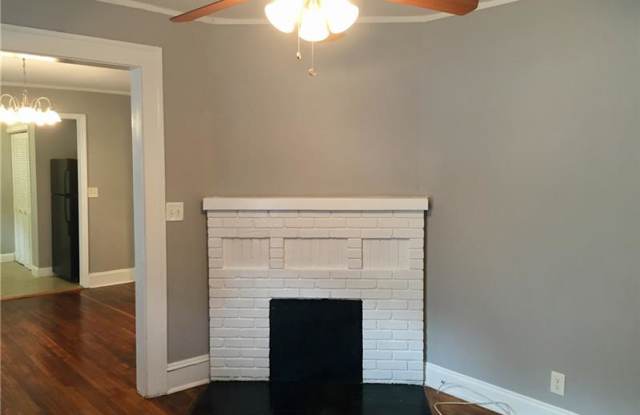 1494 Martin Luther King Jr Drive SW Gallery 3