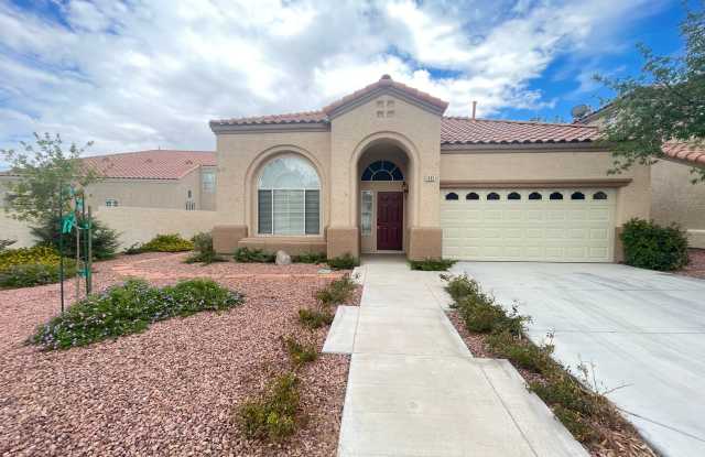 Gorgeous 2-story home in the Green Valley area! photos photos