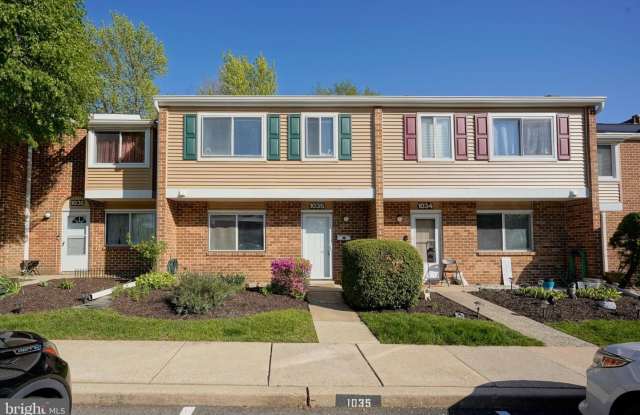 1035 PENDLETON CT photos photos