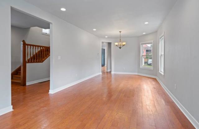 4647 N Winchester Gallery 4