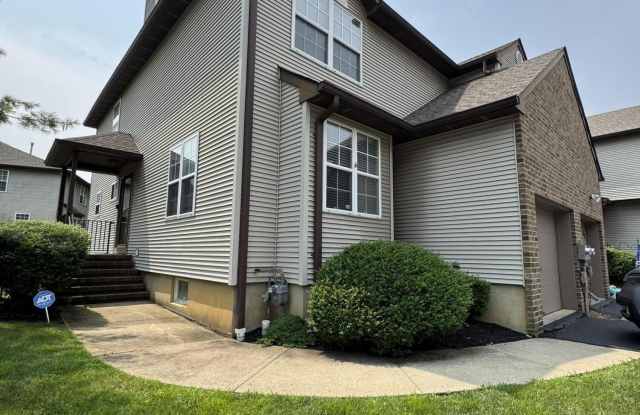 81 Atrium Way photos photos