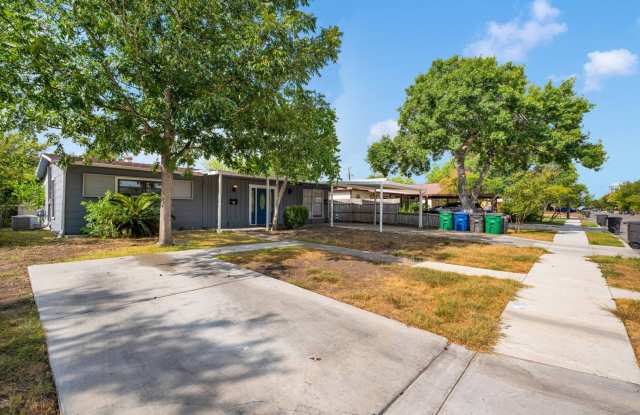 310 E Hutchins Pl photos photos