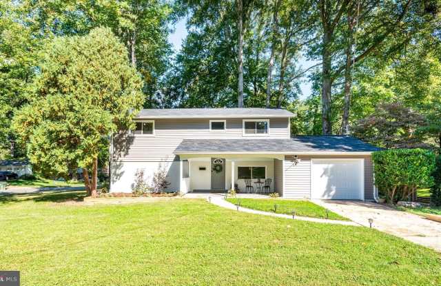 8601 CROMWELL Drive photos photos