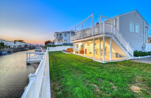 3784 Carrel Boulevard Gallery 3
