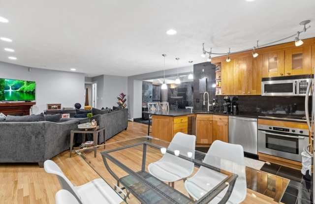 407 Marlborough St 1 photos photos