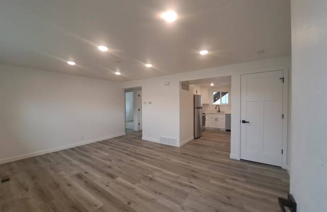445 East 535 South - 1 photos photos