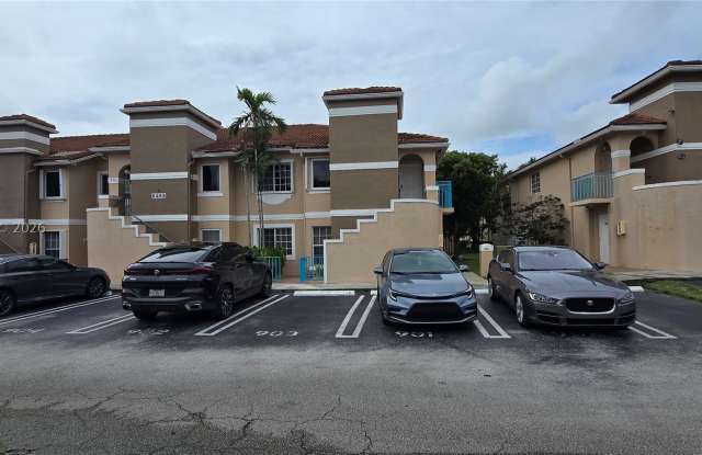 6466 SW 130th Pl Gallery 1