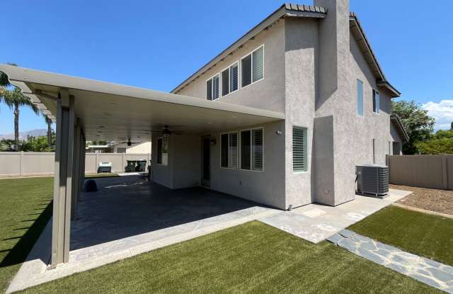 Two-Story 4-Bedroom Cul-de-Sac Home in the Redlands University Grove Community! - 1431 Red Bird Court, Redlands, CA 92374