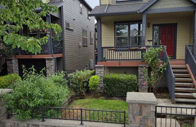1468 Northeast Edgefield Street - 1 photos photos