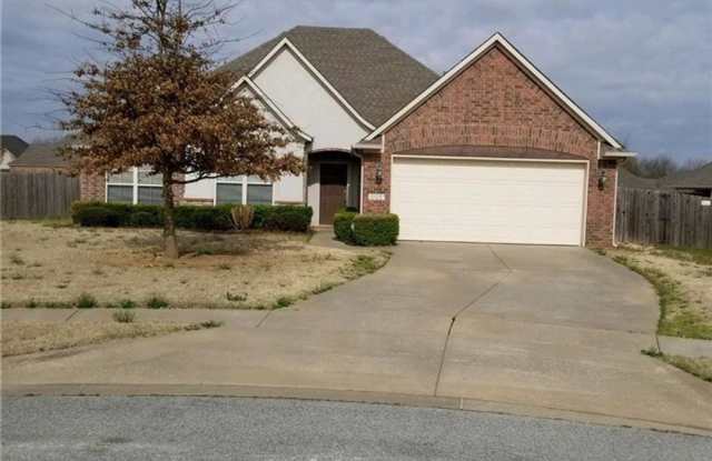 Nice House in West Fayetteville Close to Holcomb School photos photos