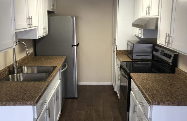 8414 E ROOSEVELT Street - 8414 East Roosevelt Street, Scottsdale, AZ 85257