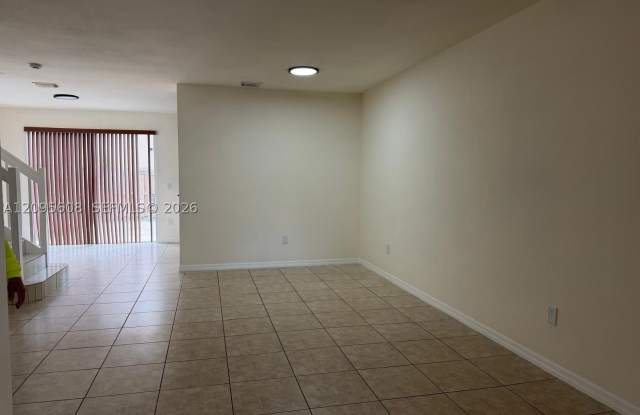 11915 SW 153rd Ct Gallery 2