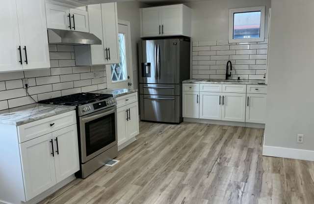 Updated 4 bedroom Bayview Single Family Home photos photos Updated 4 bedroom Bayview Single Family Home photos photos