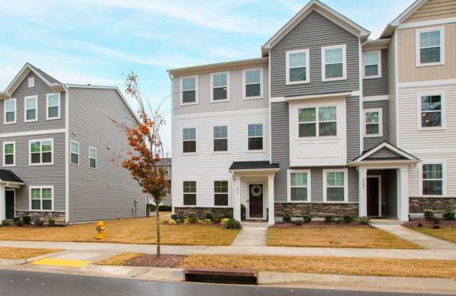 3 Bedroom Townhome in Magnolia Trace! - 2501 Laurel Valley Way, Wake County, NC 27604