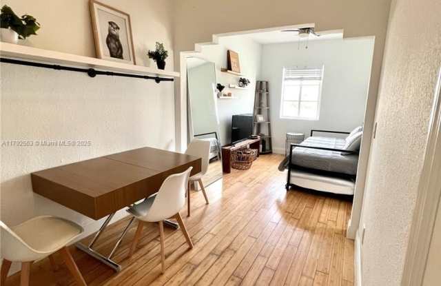 8415 Harding Ave photos photos