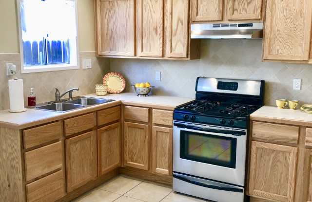 5044 Riverside Dr Apt A Gallery 4
