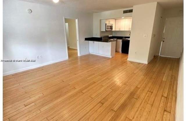 950 NW 11th St - 950 Northwest 11th Street, Miami, FL 33136